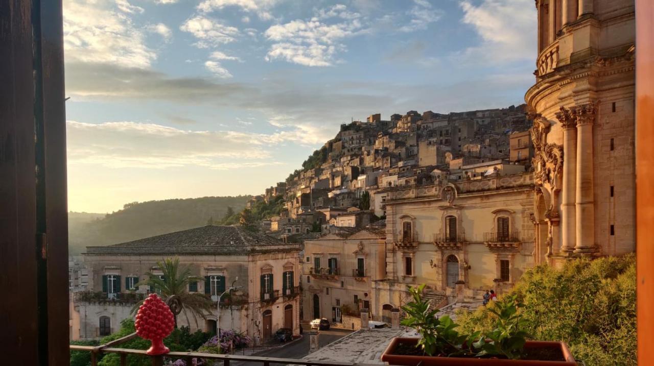 Le Stanze Del Cioccolato Bed and Breakfast Modica Exteriör bild